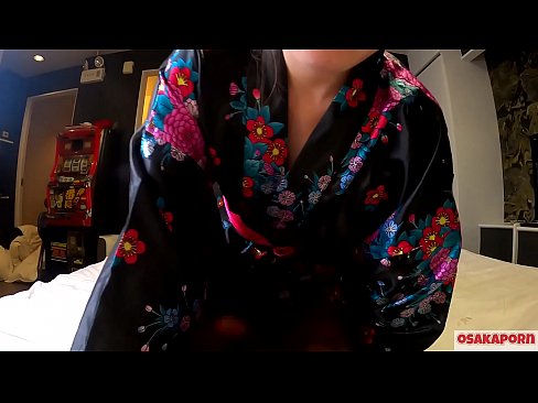 ❤️ Ung cosplay-jente elsker sex til orgasme med en sprut i en hestekvinne og en blowjob. Asiatisk jente med hårete fitte og vakre pupper i tradisjonell japansk drakt i amatørvideo som viser onani med jævla leker. Sakura 3 OSAKAPORN. Russisk porno på porno no.pornburst.ru ❌️❤