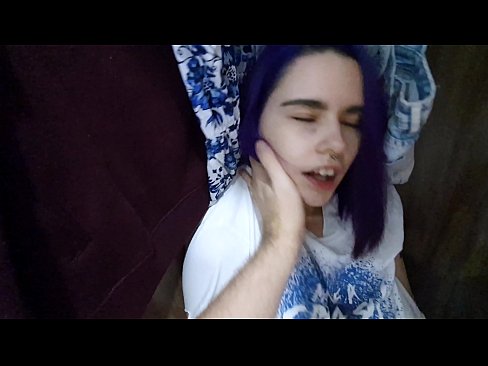 ❤️ Fant min søster i skapet og hjalp henne med å komme Russisk porno på porno no.pornburst.ru ❌️❤
